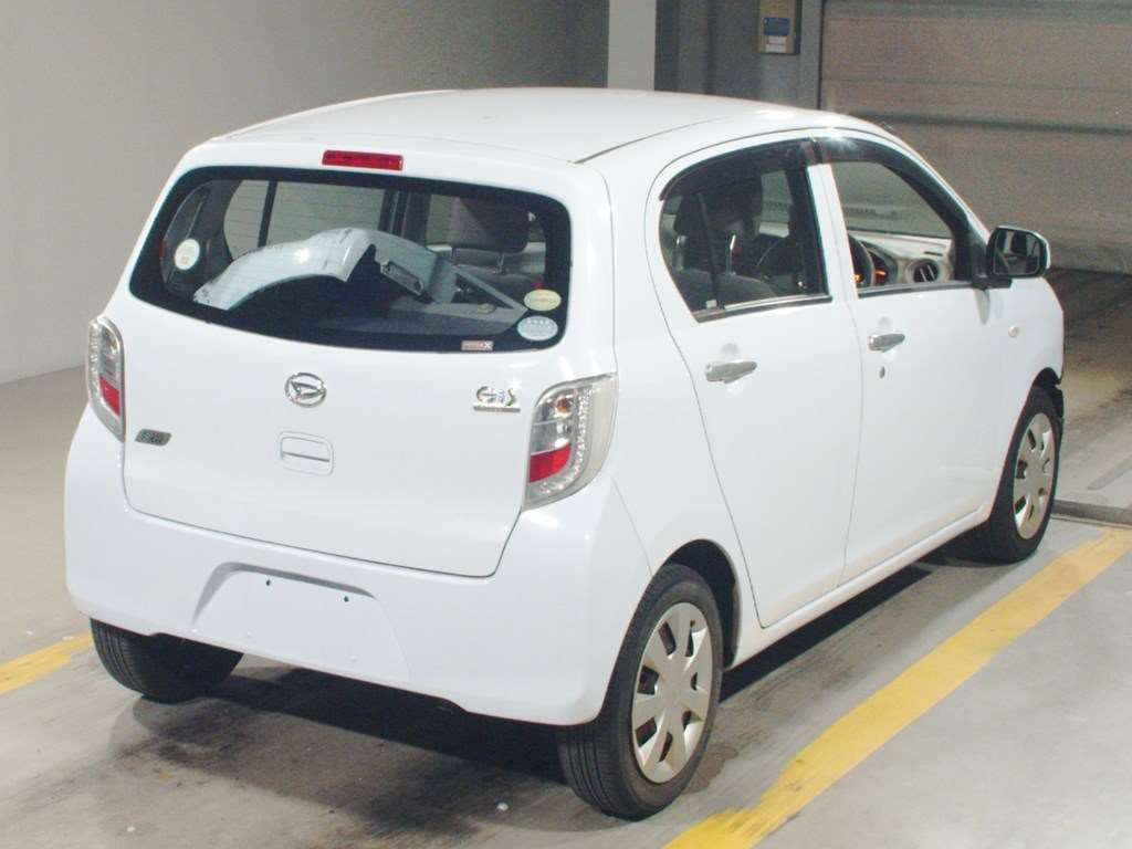 2013 Daihatsu Mira es LA300S[1]