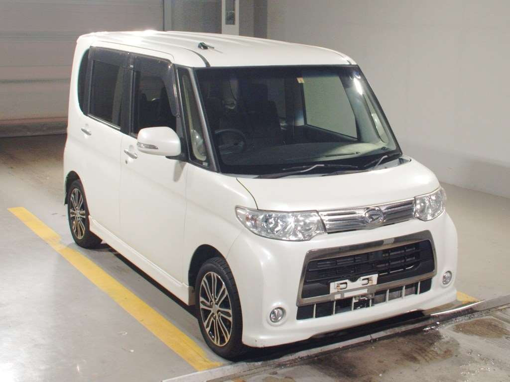 2012 Daihatsu Tanto L375S[2]