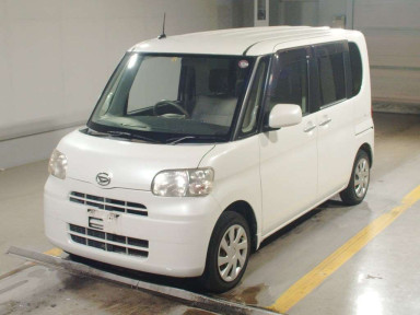 2012 Daihatsu Tanto