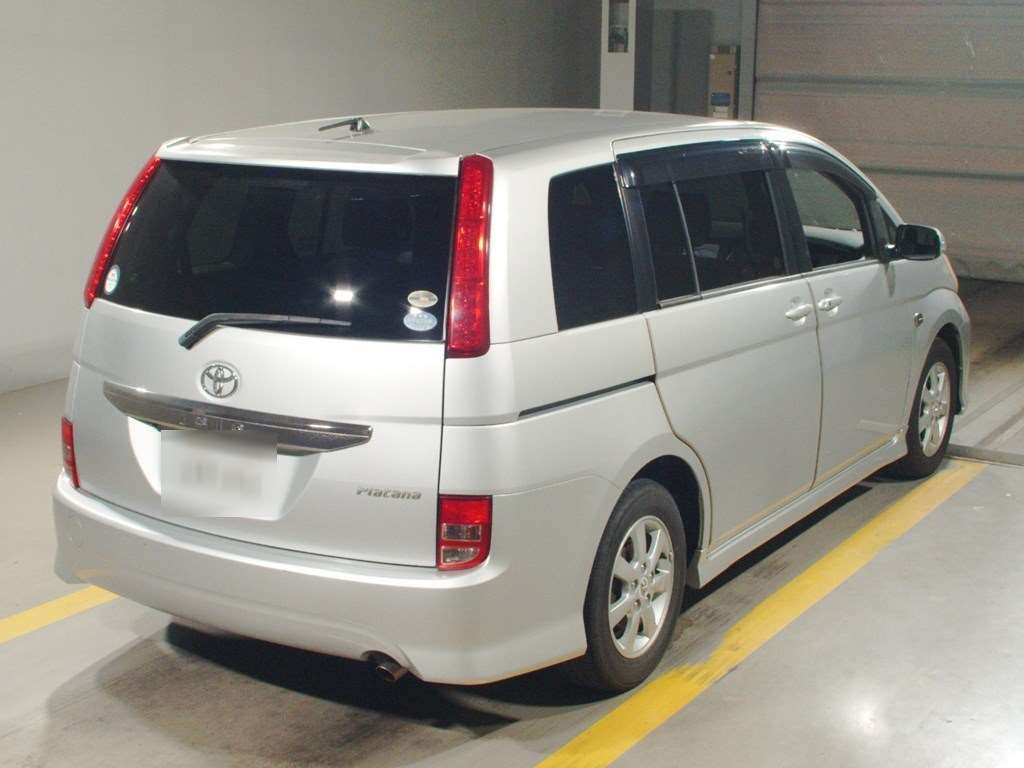 2007 Toyota Isis ZNM10W[1]