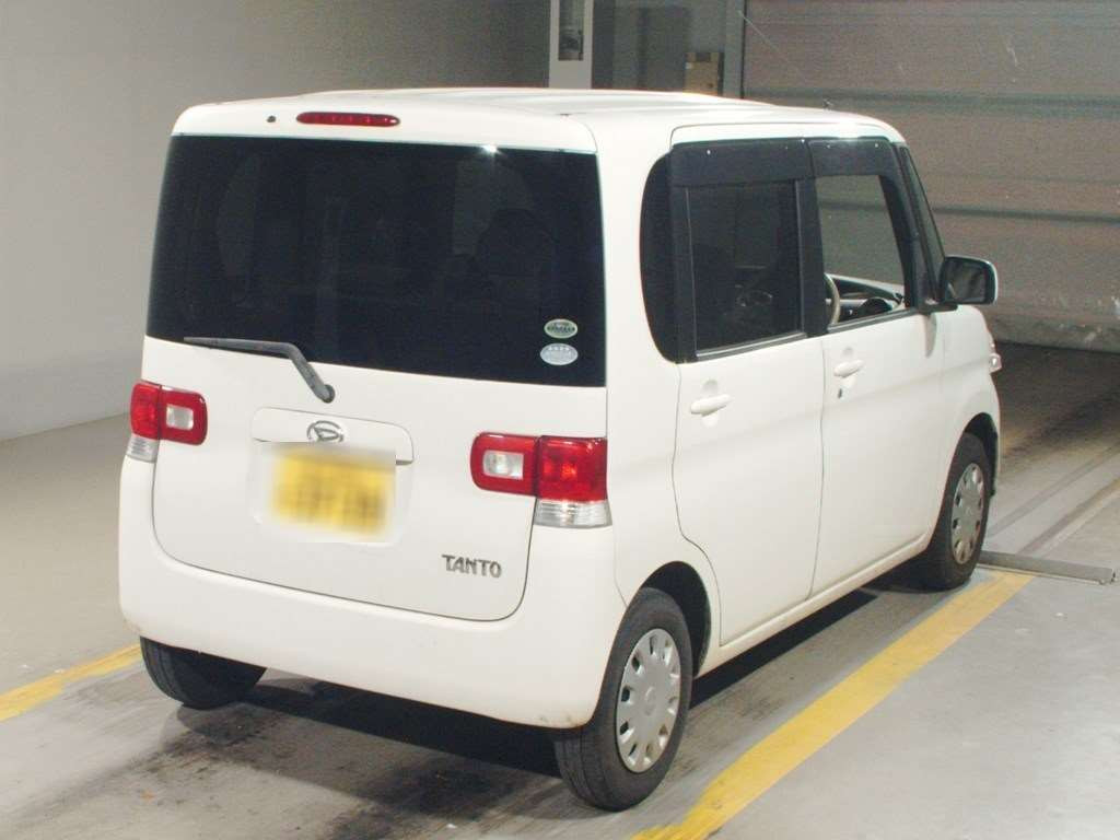 2009 Daihatsu Tanto L375S[1]