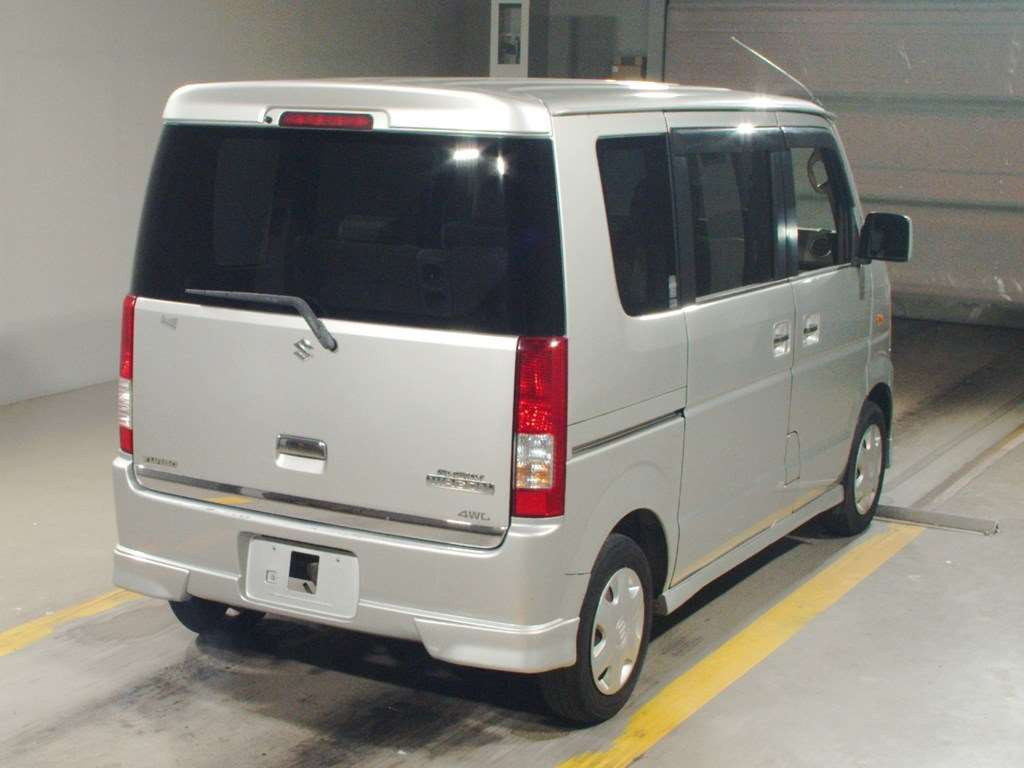 2006 Suzuki Every Wagon DA64W[1]