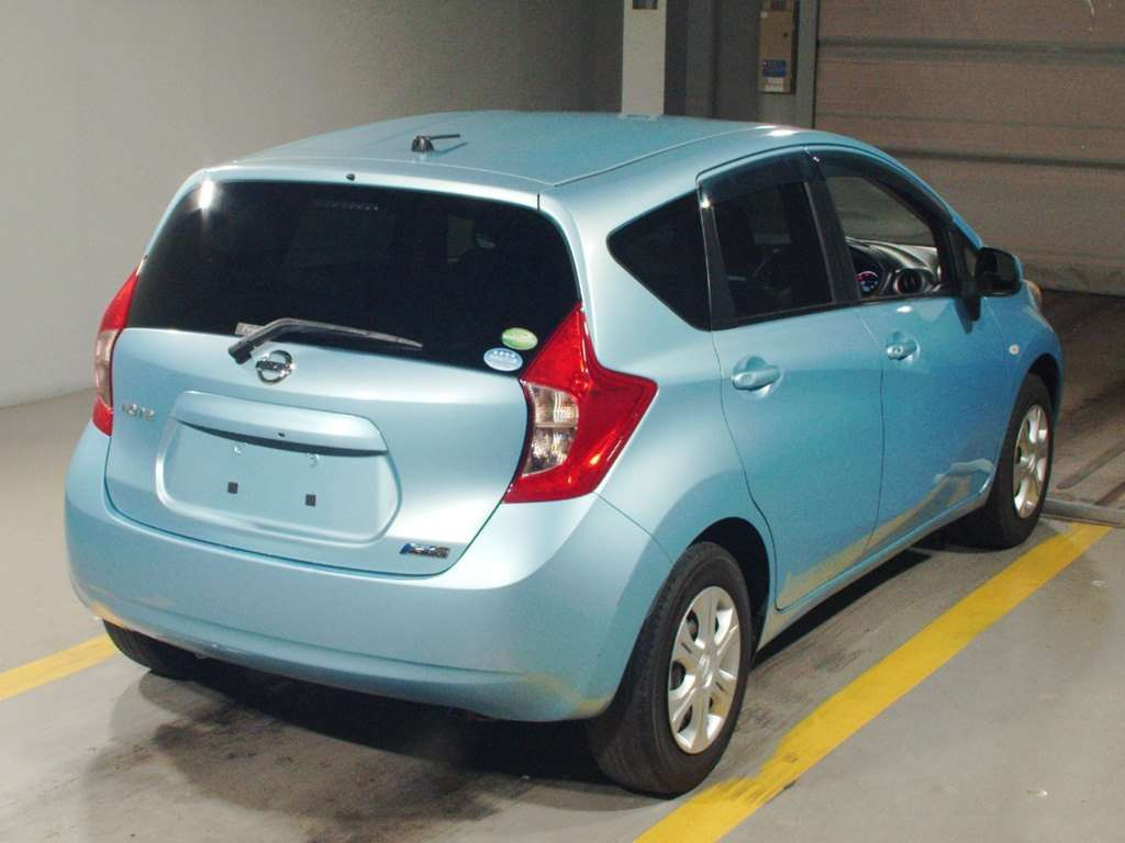 2013 Nissan Note E12[1]