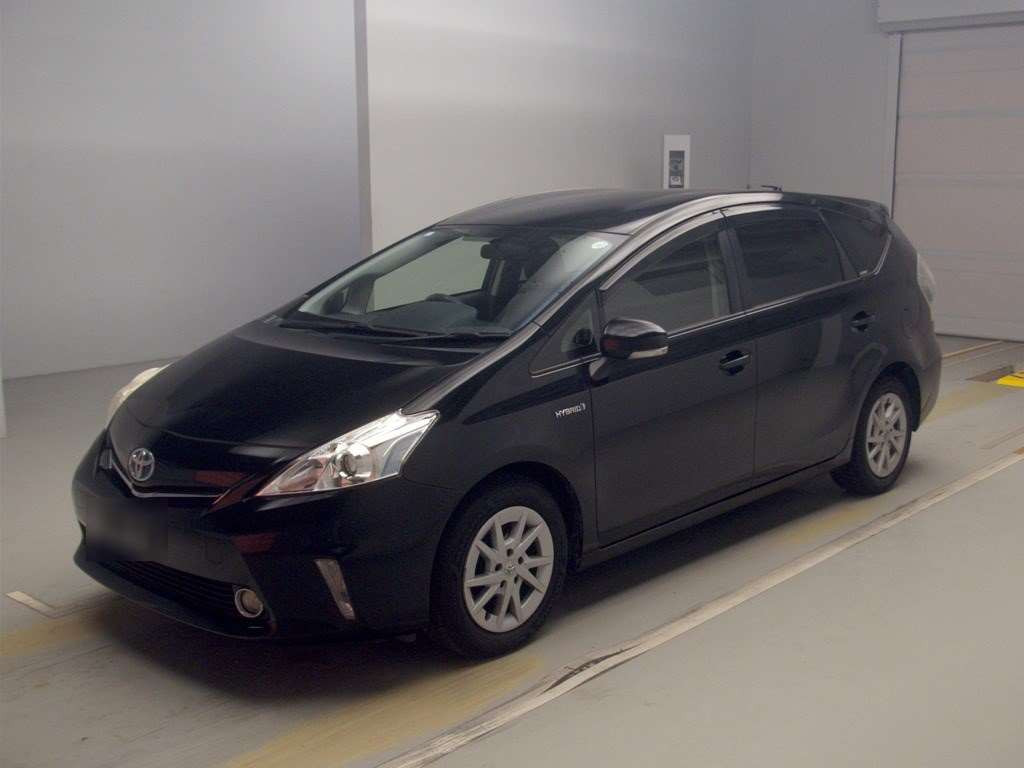 2013 Toyota Prius alpha ZVW40W[0]