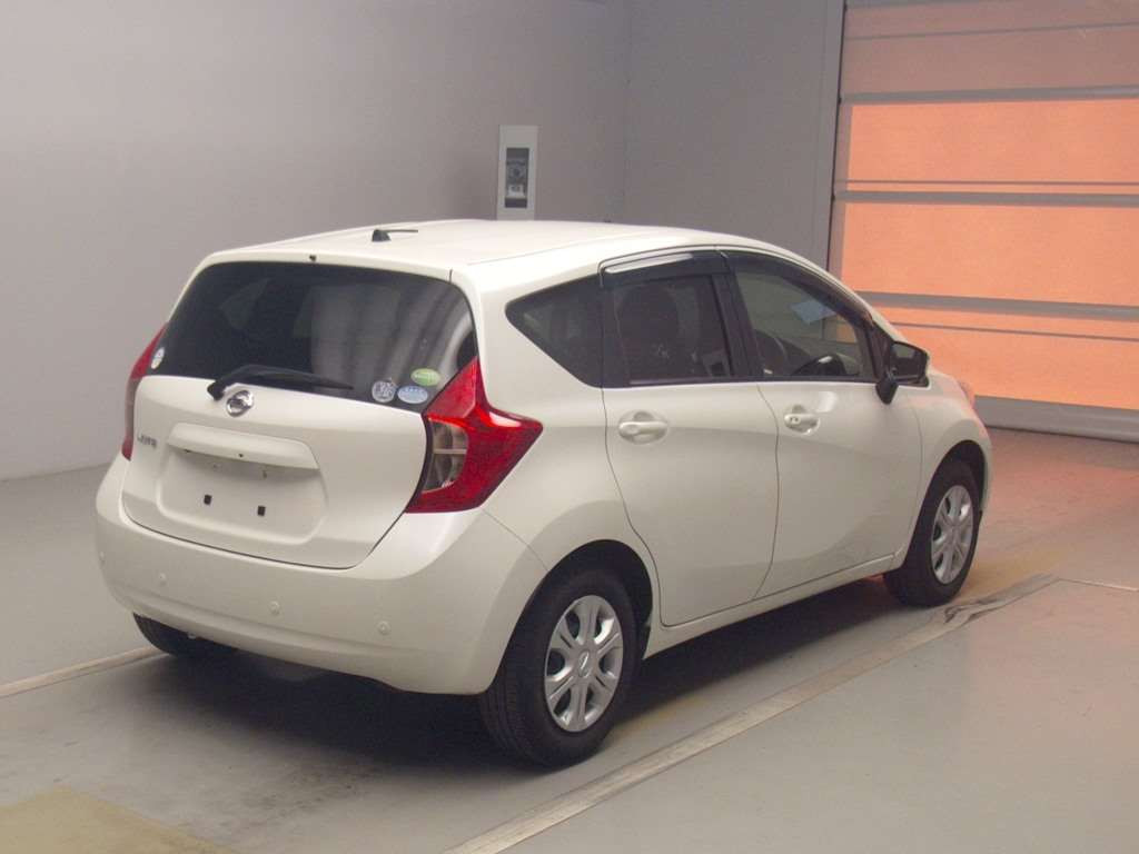 2015 Nissan Note E12[1]