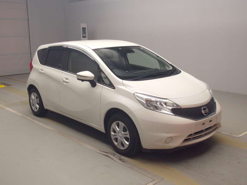 2015 Nissan Note E12[2]