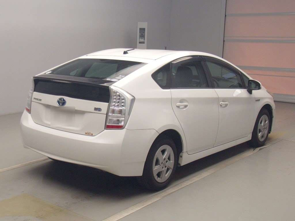 2009 Toyota Prius ZVW30[1]