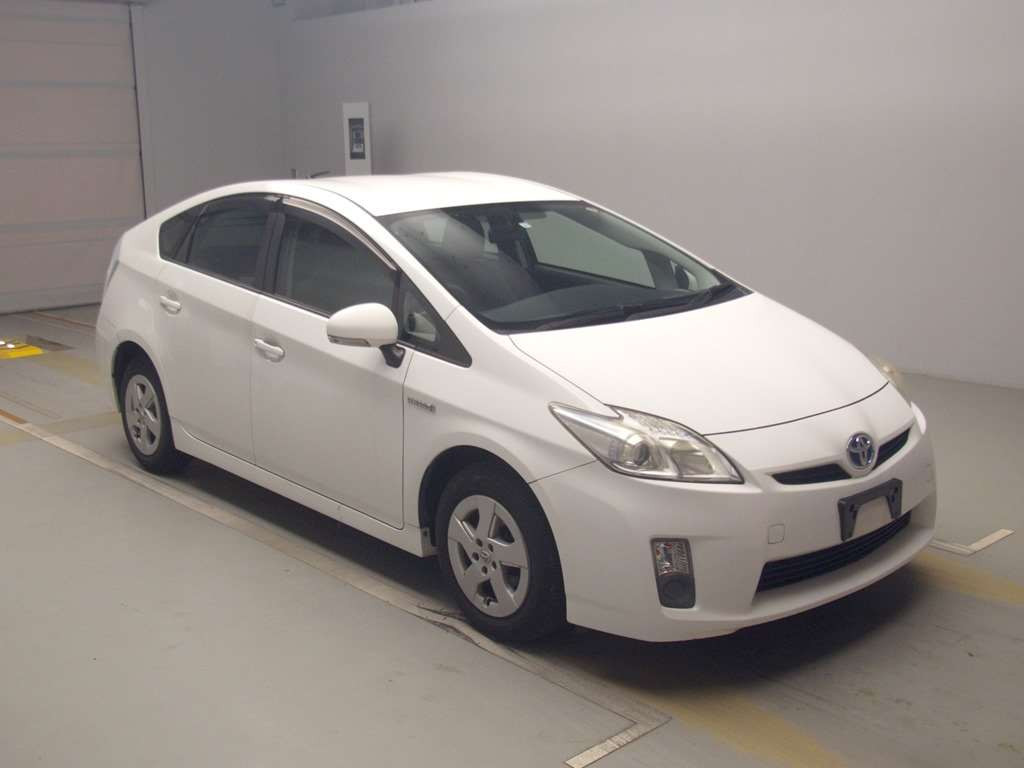 2009 Toyota Prius ZVW30[2]