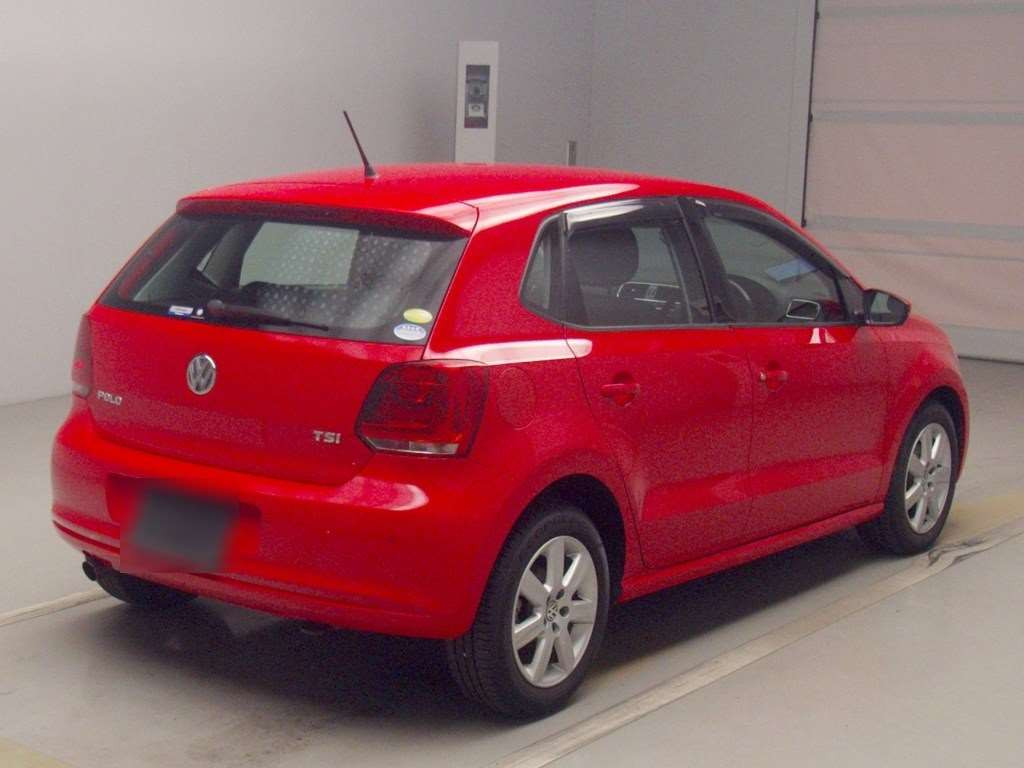 2011 Volkswagen Polo 6RCBZ[1]