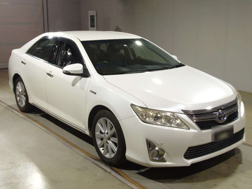 2012 Toyota Camry AVV50[2]