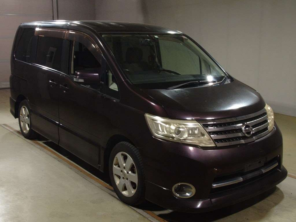 2010 Nissan Serena CC25[2]