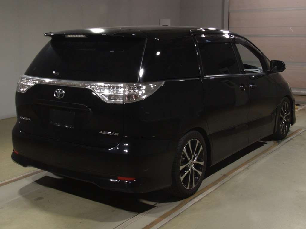 2013 Toyota Estima ACR50W[1]