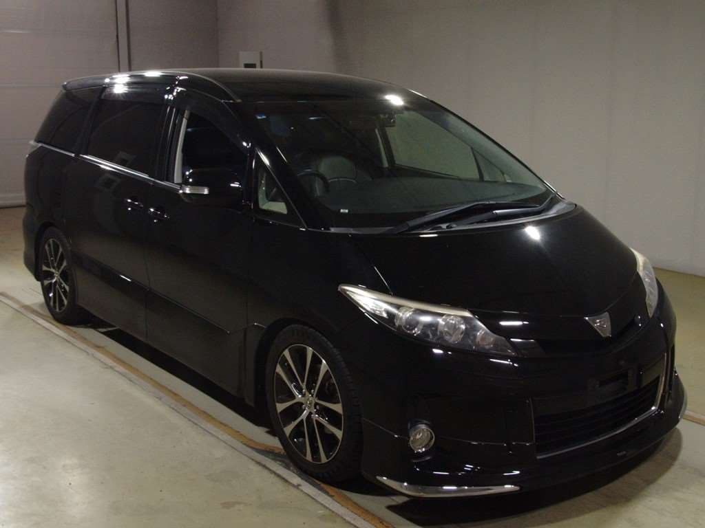 2013 Toyota Estima ACR50W[2]