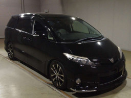 2013 Toyota Estima