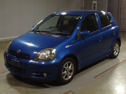 2002 Toyota Vitz