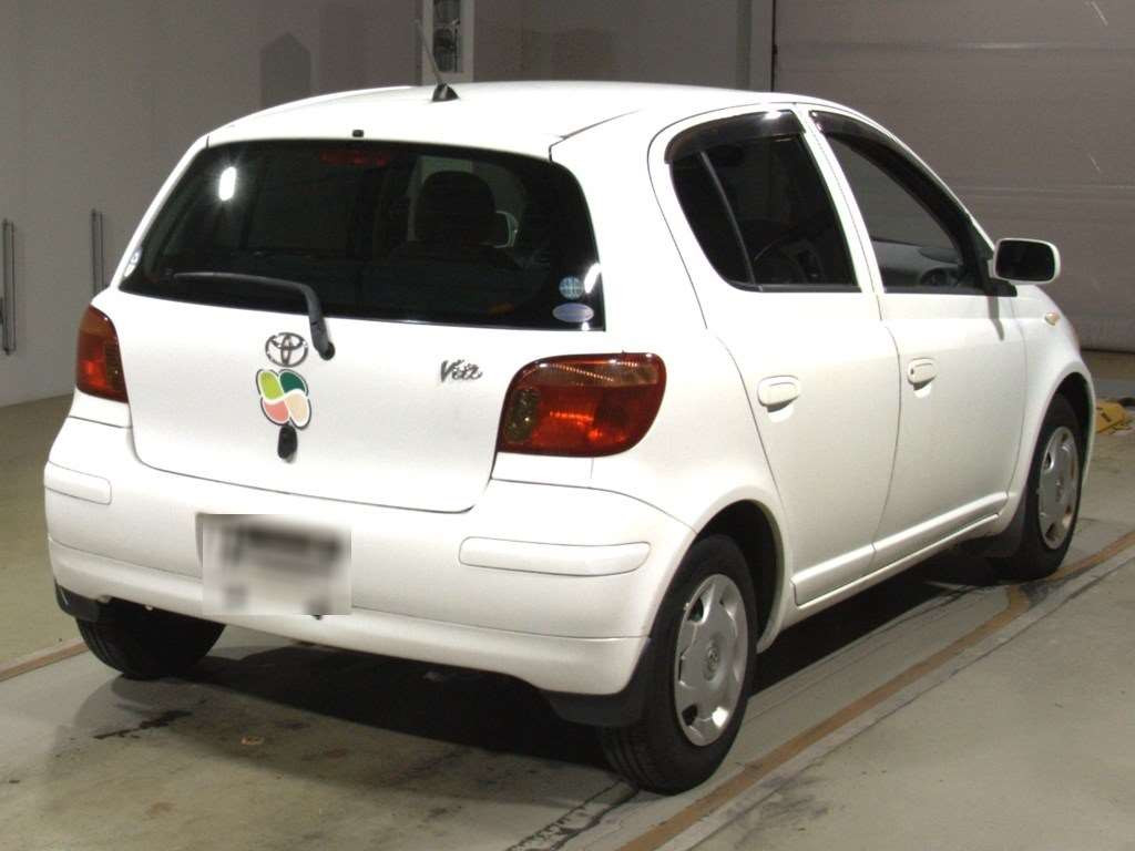 2003 Toyota Vitz SCP10[1]