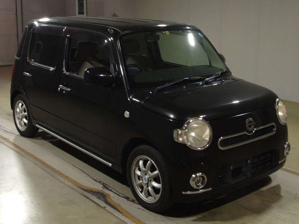 2009 Daihatsu Mira Cocoa L675S[2]