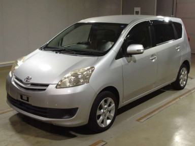 2010 Toyota Passo sette