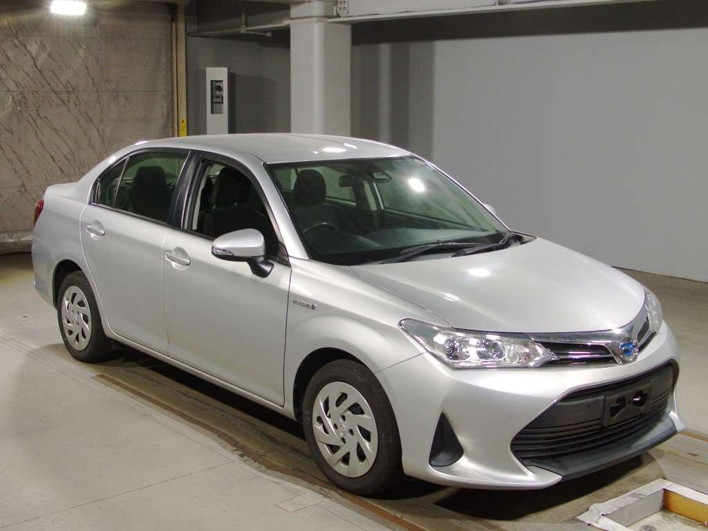 2019 Toyota Corolla Axio NKE165[2]