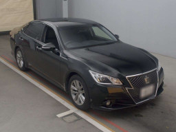 2013 Toyota Crown