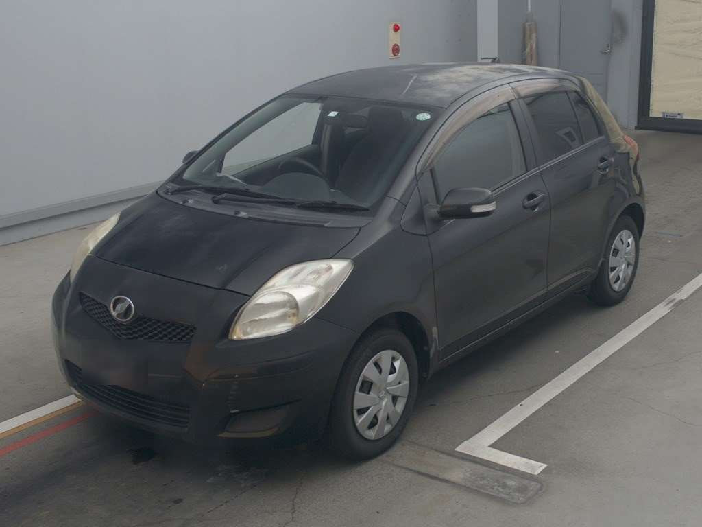 2009 Toyota Vitz SCP90[0]