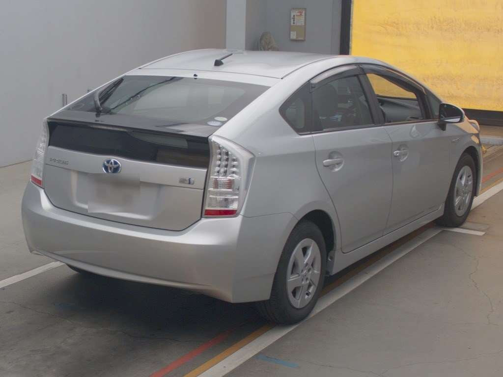 2011 Toyota Prius ZVW30[1]