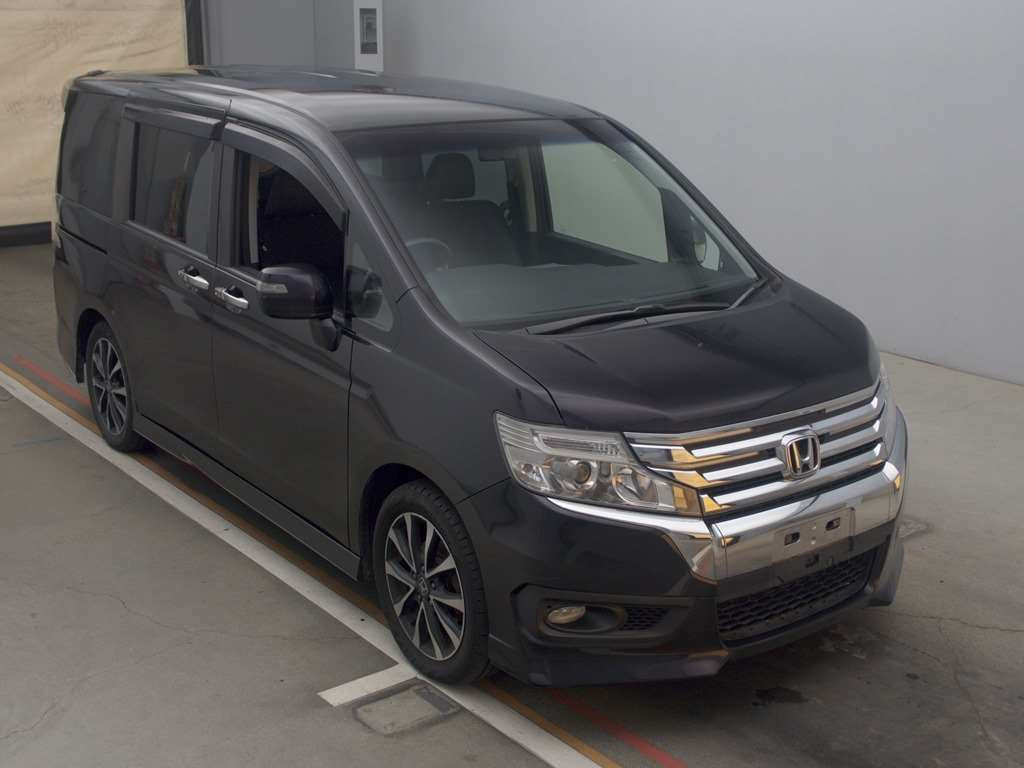 2012 Honda Step WGN Spada RK5[2]