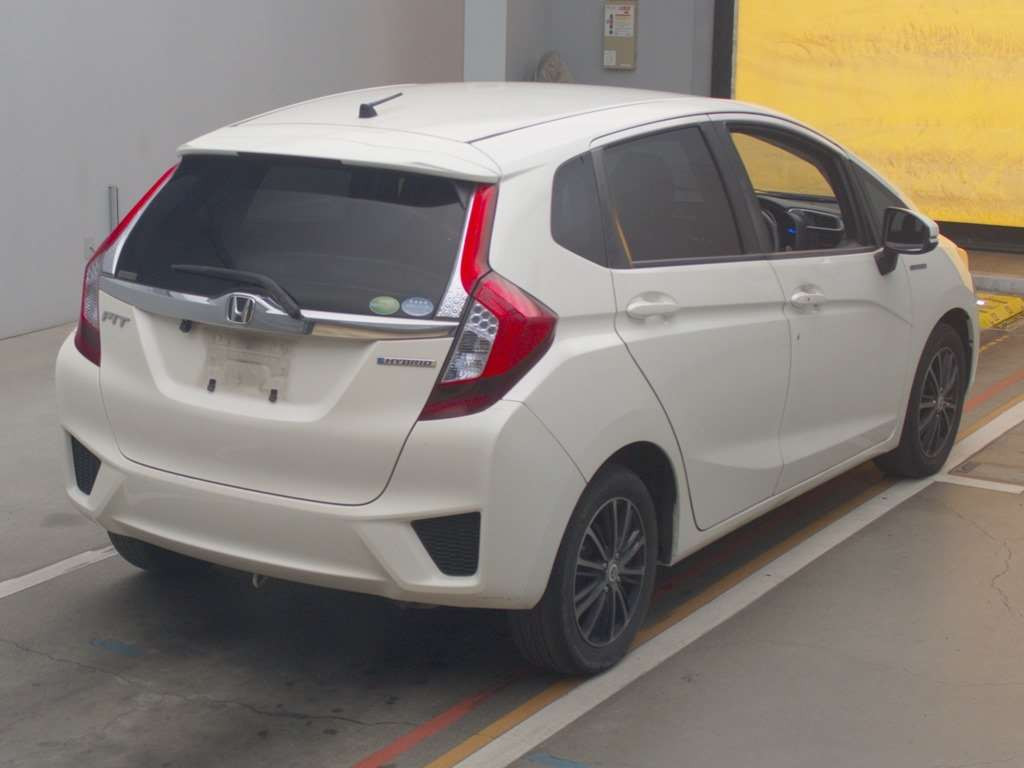 2013 Honda Fit Hybrid GP5[1]