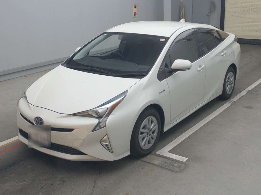 2018 Toyota Prius ZVW50[0]