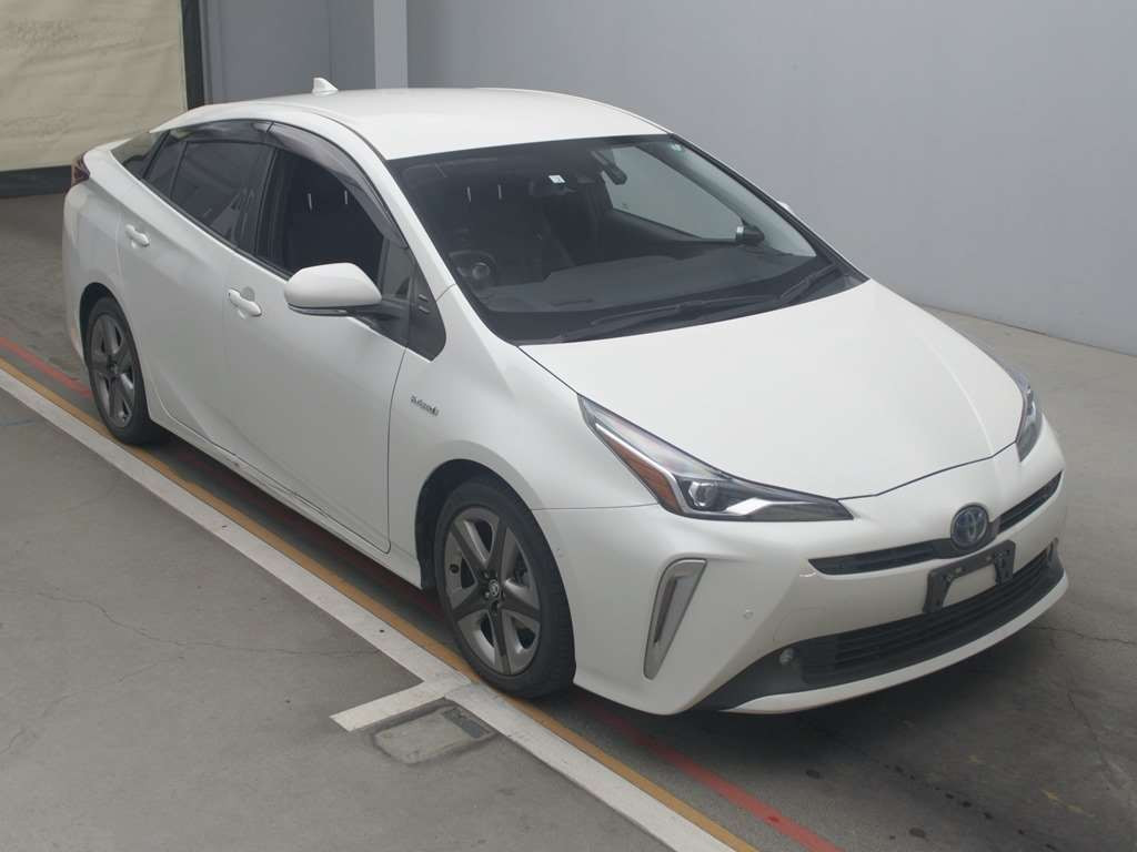 2020 Toyota Prius ZVW51[2]