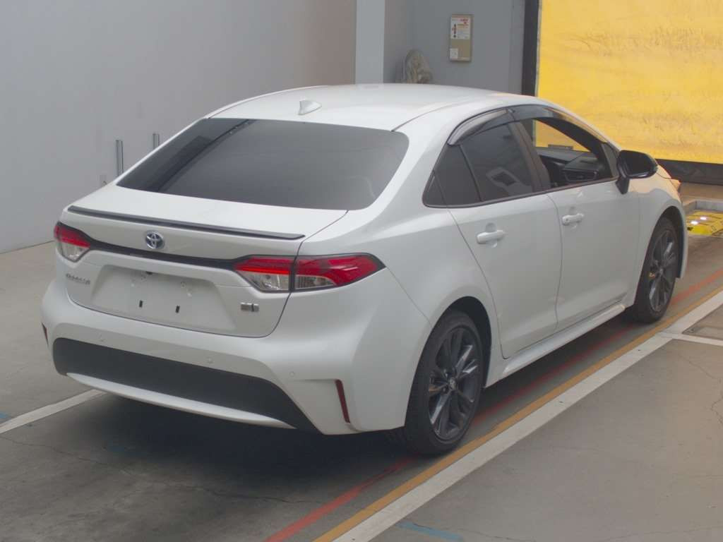 2023 Toyota Corolla Sedan ZWE219[1]