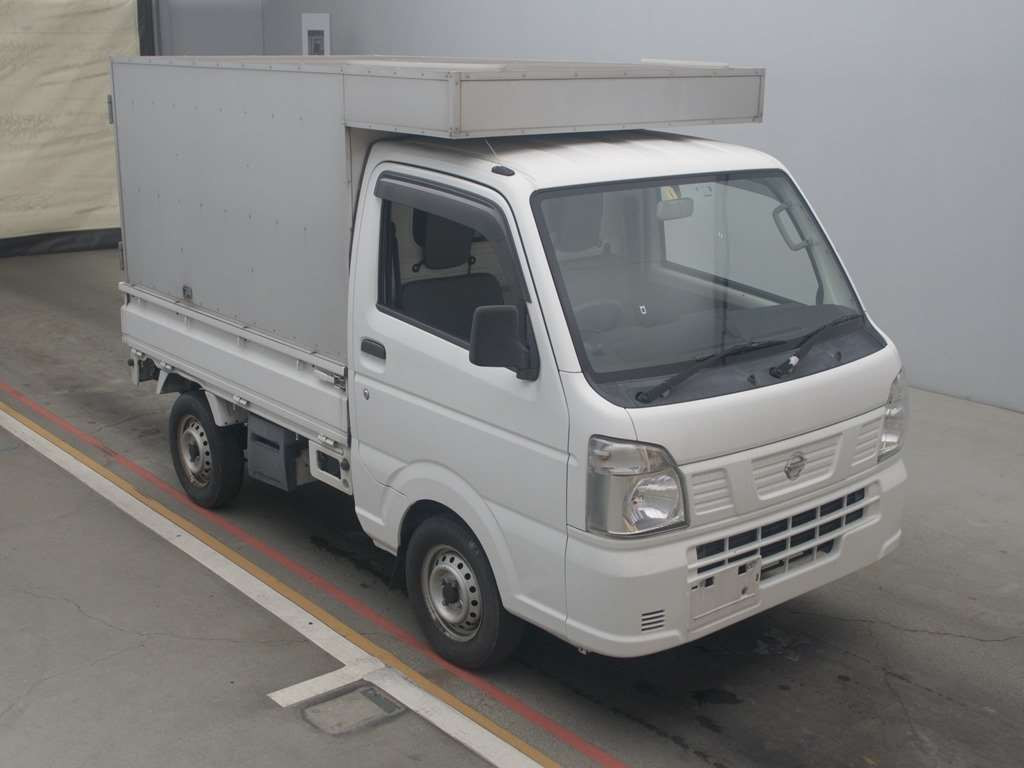 2016 Nissan Clipper Truck DR16T[2]