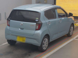 2020 Daihatsu Mira es