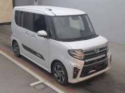 2021 Daihatsu Tanto Custom