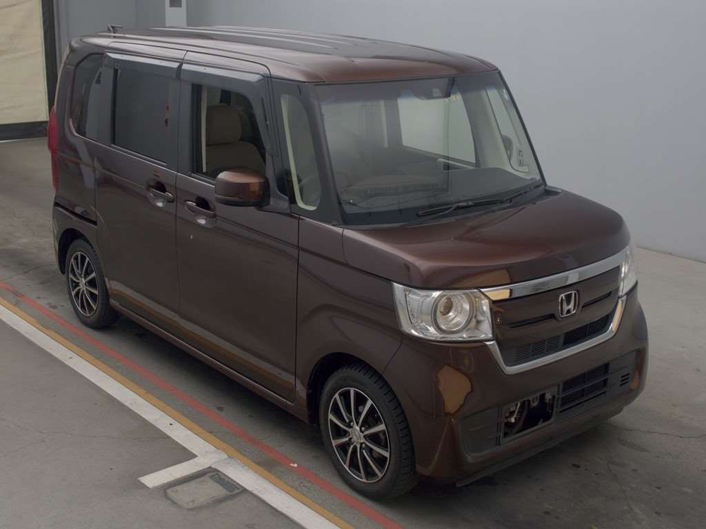 2018 Honda N-BOX JF1[2]