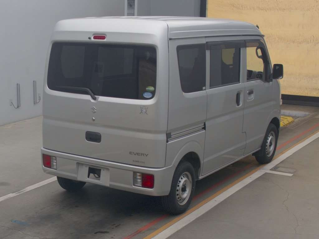 2017 Suzuki Every DA17V[1]