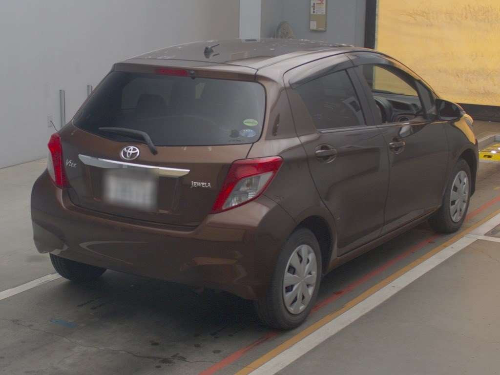 2012 Toyota Vitz KSP130[1]