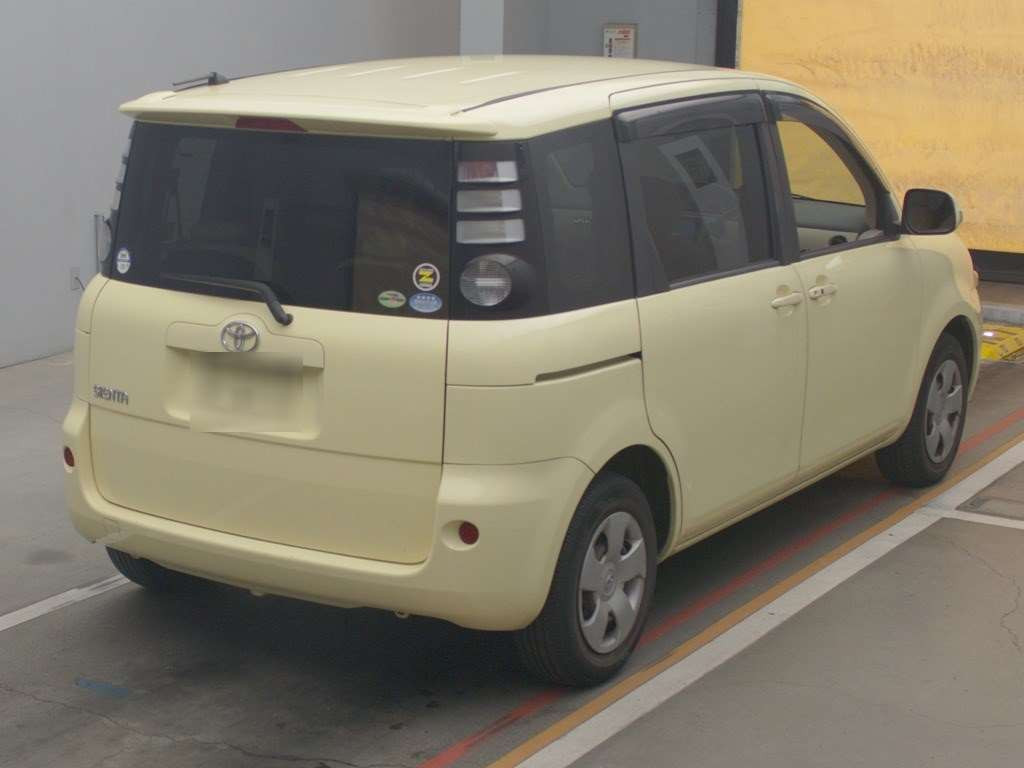 2008 Toyota Sienta NCP81G[1]