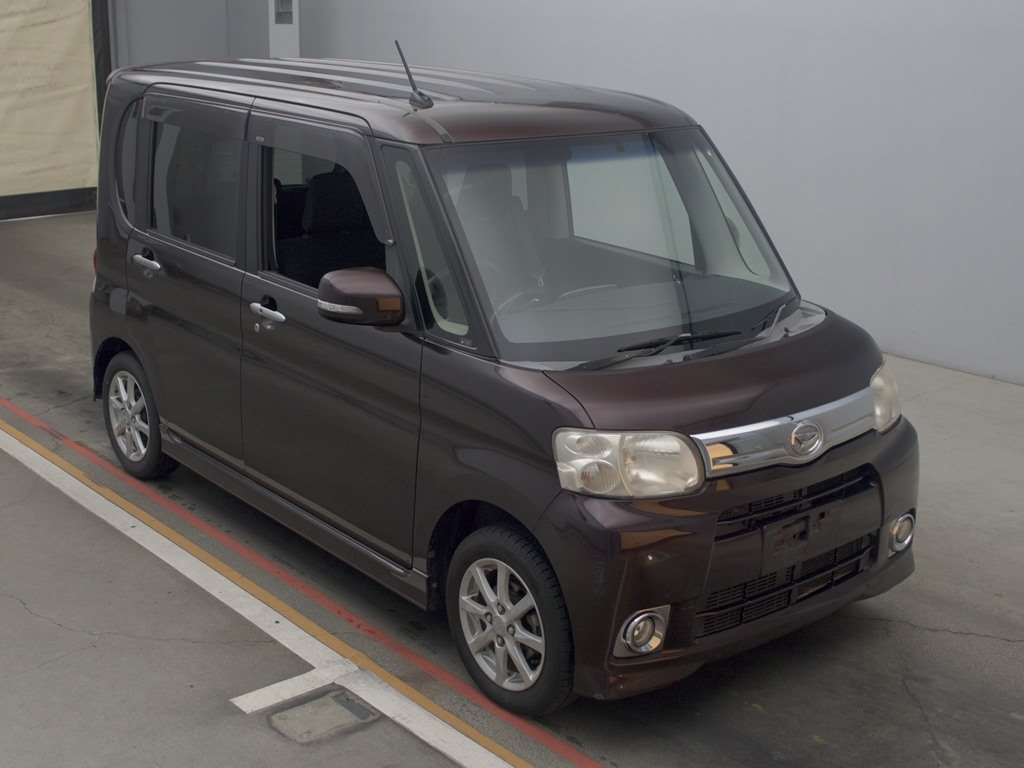 2012 Daihatsu Tanto L375S[2]