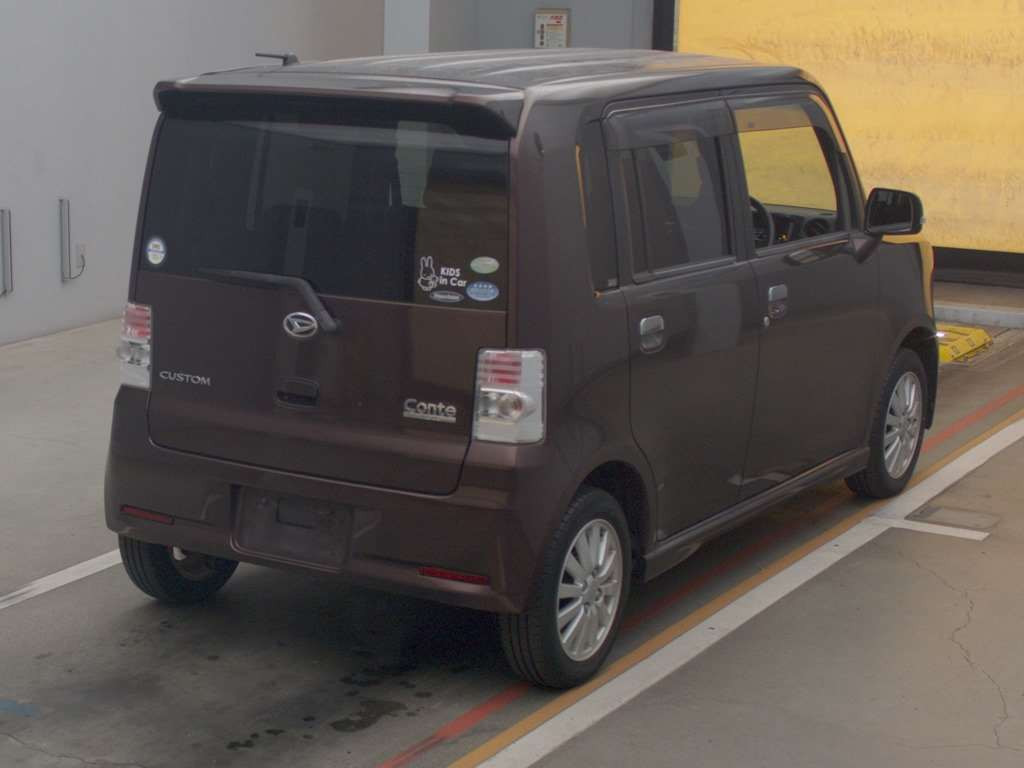 2010 Daihatsu Move Conte L575S[1]