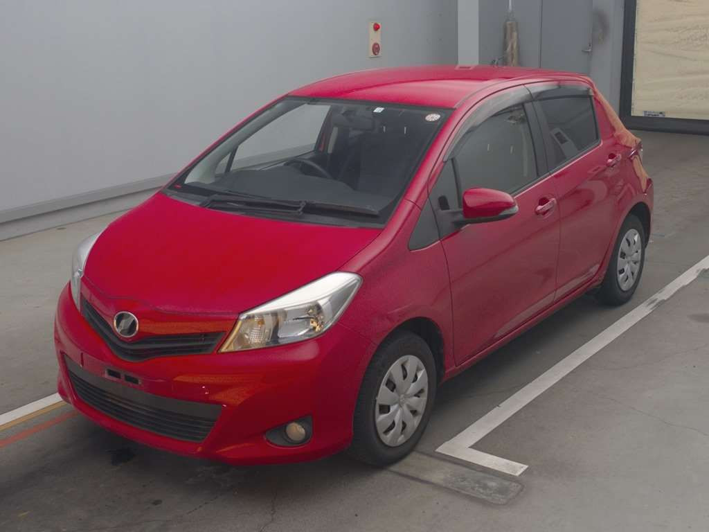 2014 Toyota Vitz NSP130[0]