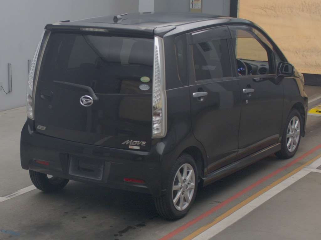 2013 Daihatsu Move Custom LA100S[1]