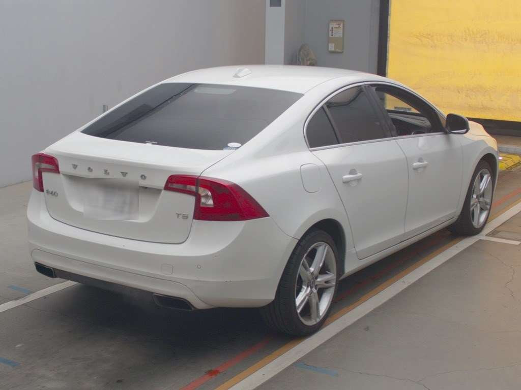 2016 Volvo S60 FB420[1]