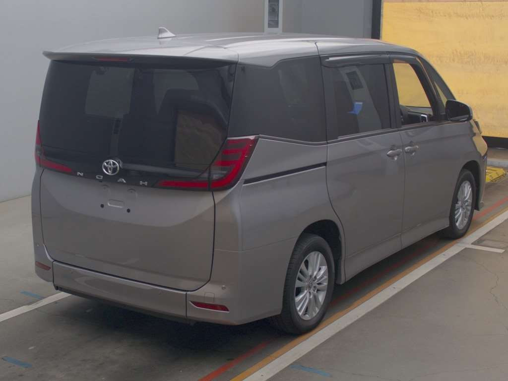 2023 Toyota Noah MZRA92W[1]