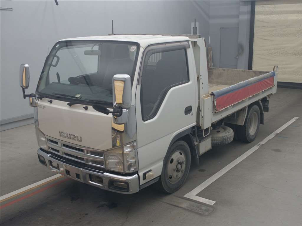 2014 Isuzu Elf Truck NKR85AD[0]