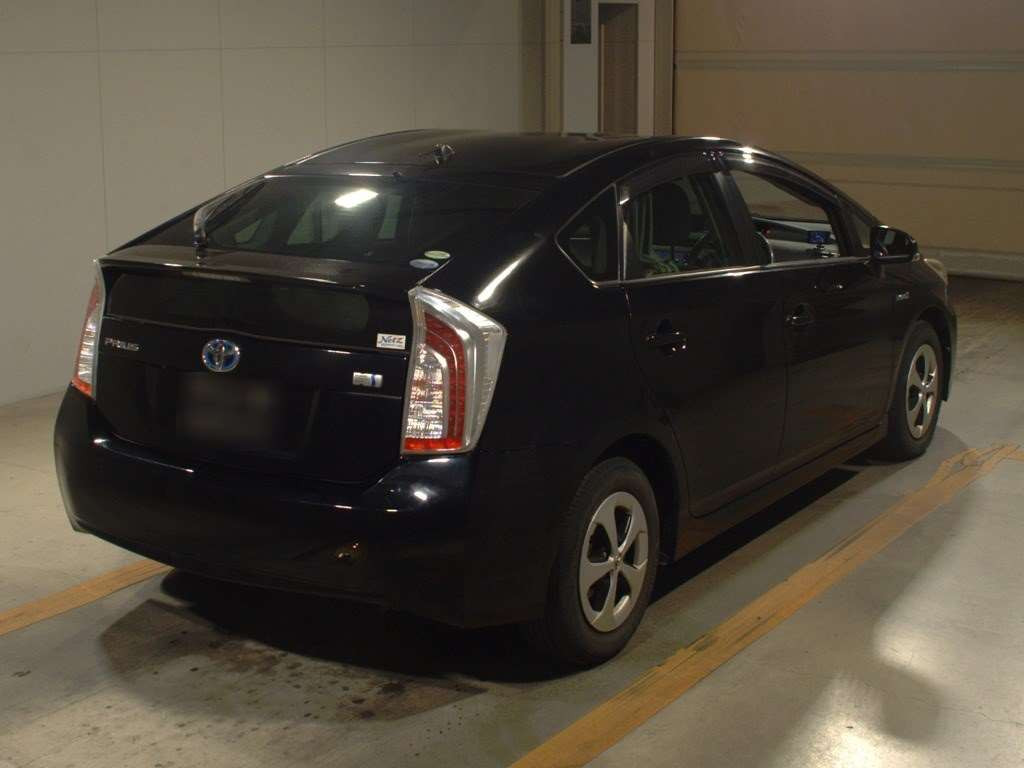 2014 Toyota Prius ZVW30[1]