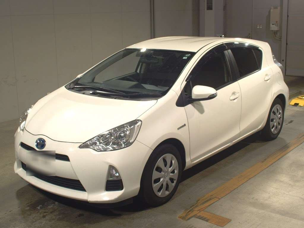 2014 Toyota Aqua NHP10[0]