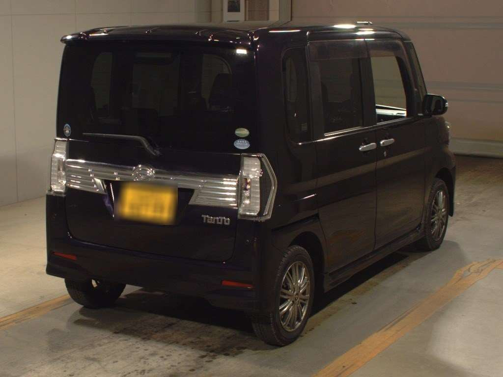 2016 Daihatsu Tanto Custom LA610S[1]