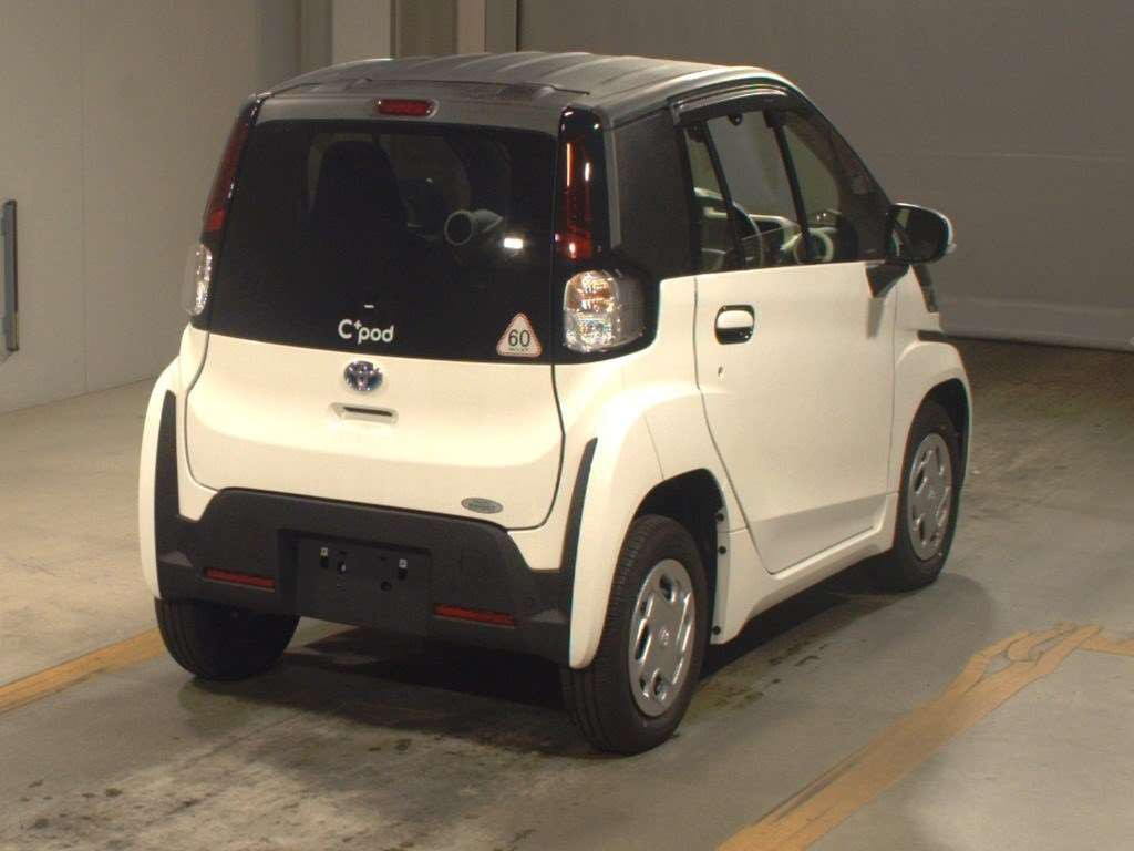 2022 Toyota C+Pod RMV12[1]