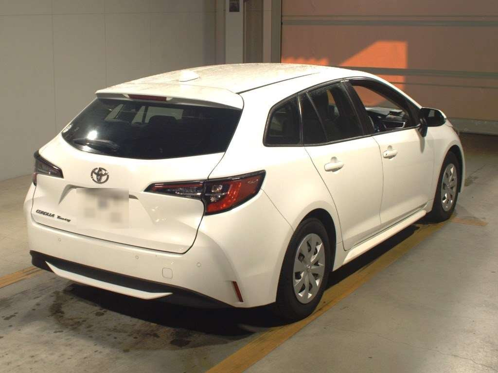 2019 Toyota Corolla Touring Wagon ZRE212W[1]